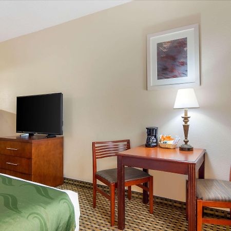 Quality Inn & Suites Decatur - Atlanta East Lithonia Zewnętrze zdjęcie