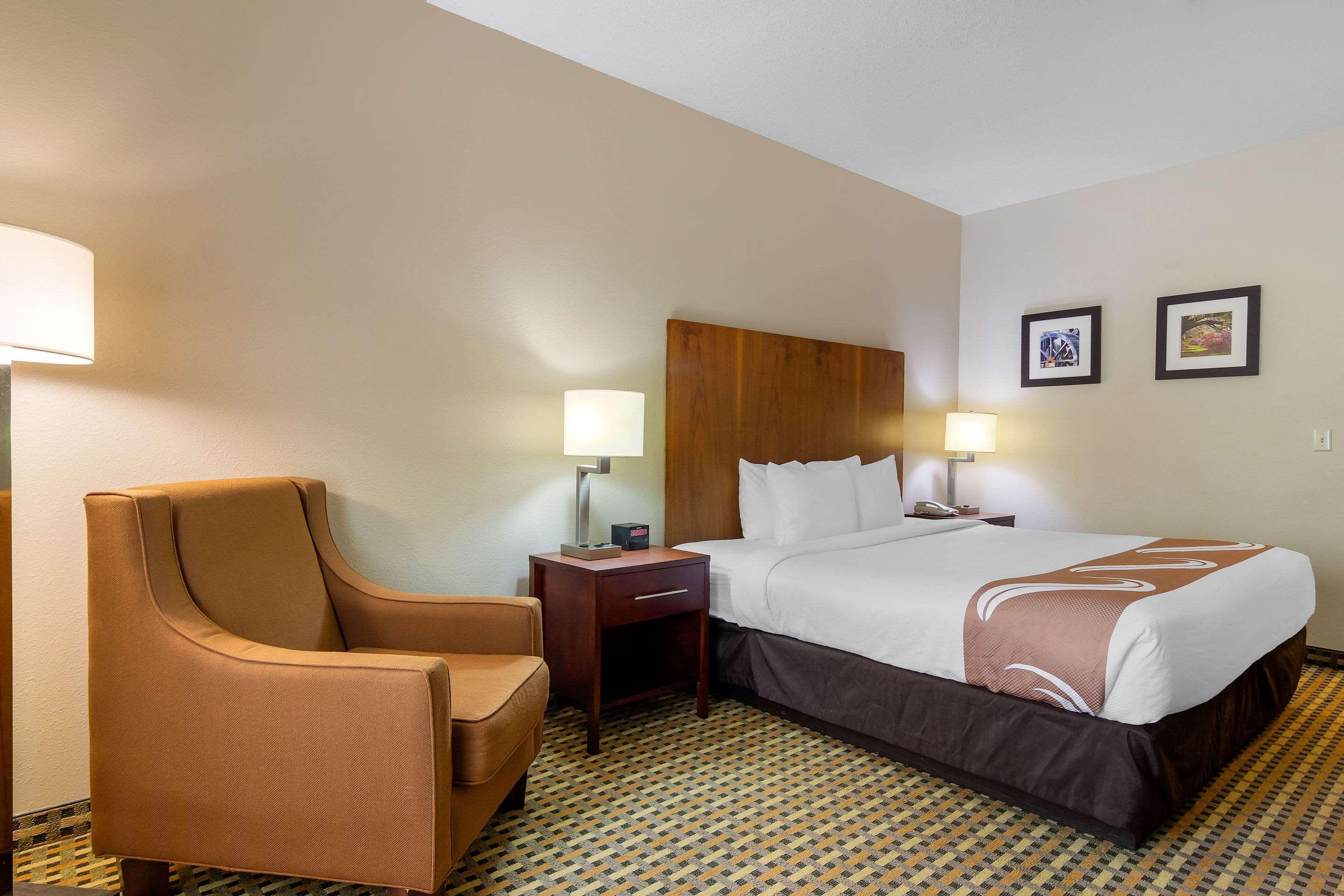 Quality Inn & Suites Decatur - Atlanta East Lithonia Zewnętrze zdjęcie