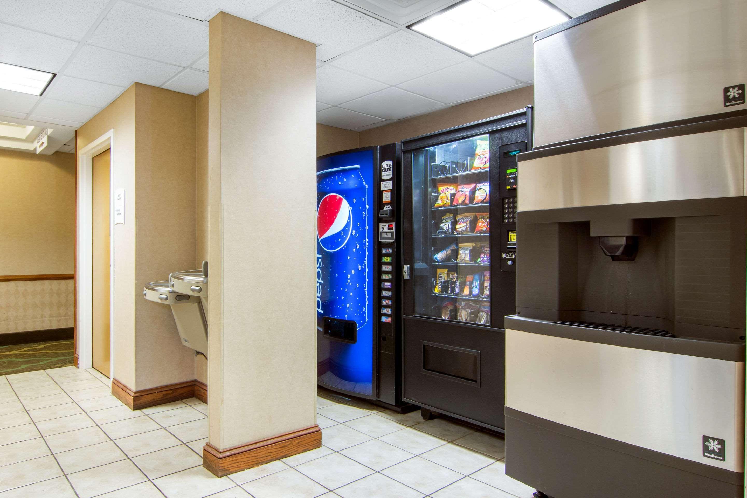 Quality Inn & Suites Decatur - Atlanta East Lithonia Zewnętrze zdjęcie